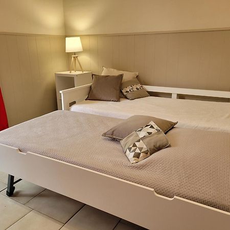 Appartements Dans Villa En Rez De Jardin Hyeres Exterior photo