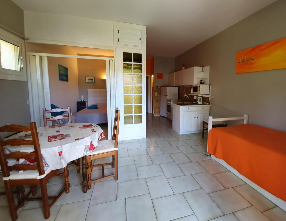 Appartements Dans Villa En Rez De Jardin Hyeres Exterior photo
