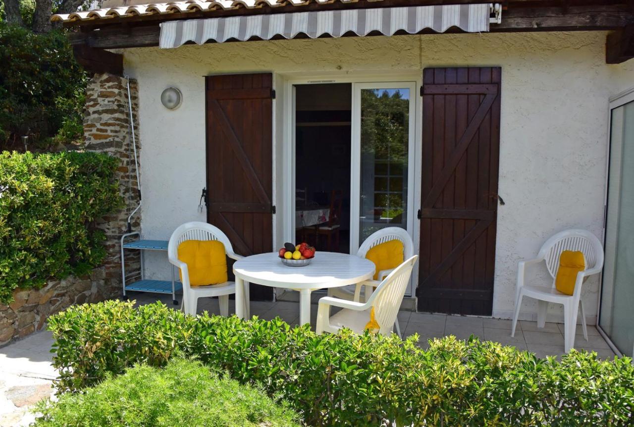 Appartements Dans Villa En Rez De Jardin Hyeres Exterior photo